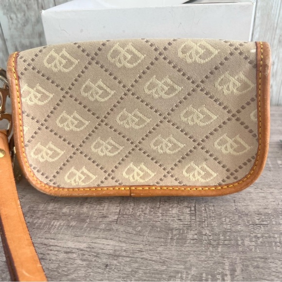 Dooney & Bourke Monogram Leather Trim Wristlet - Picture 5 of 7